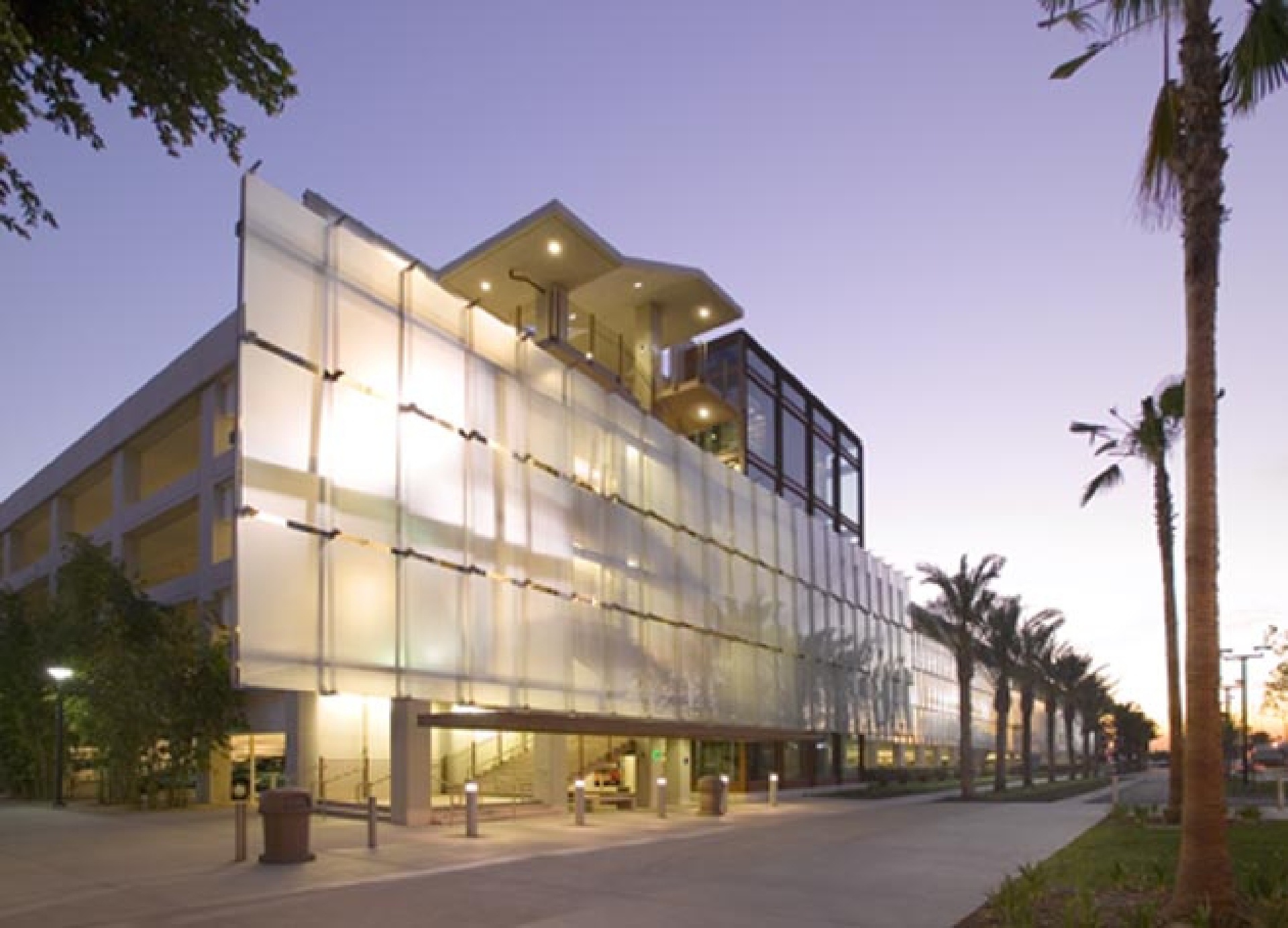 California State University Fullerton 1 Choate Parking Consultants